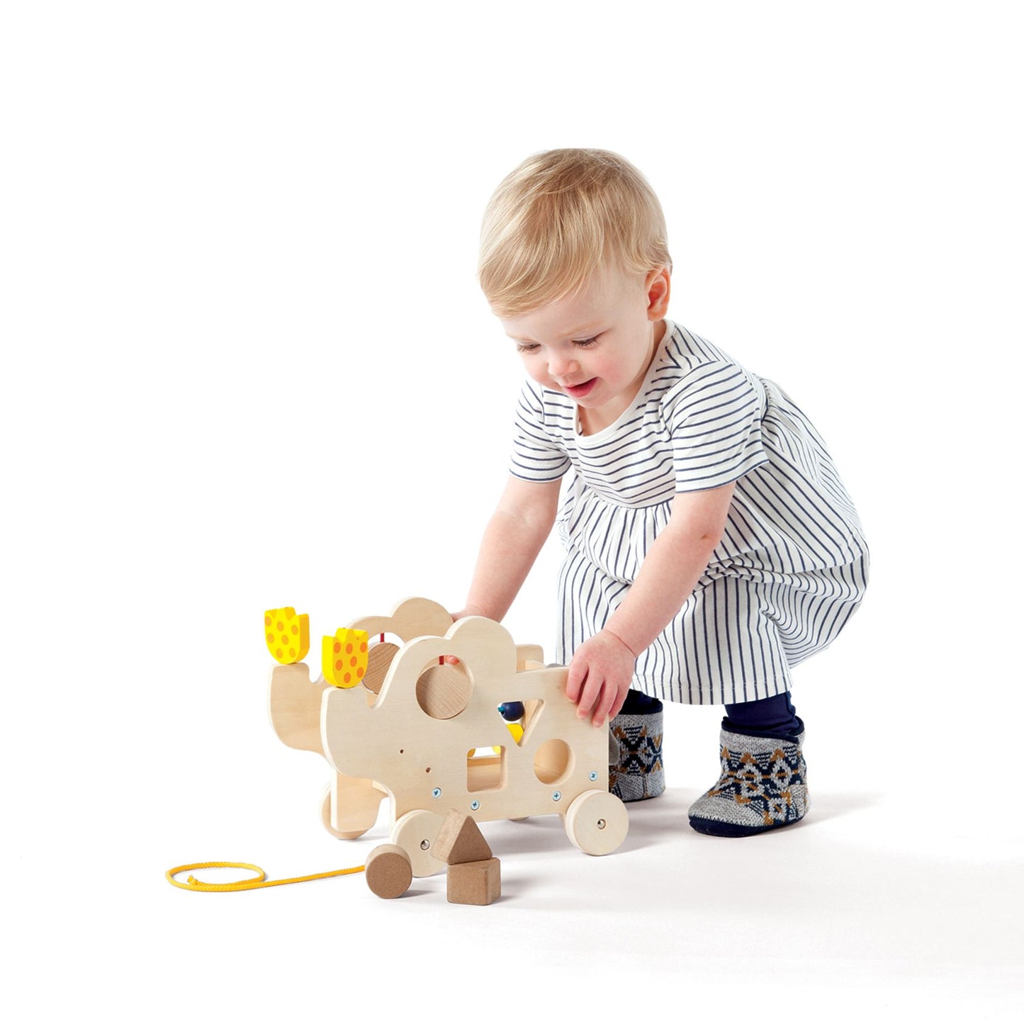 Manhattan Toy My Pal Elly Natural Wooden Pull Along Toy