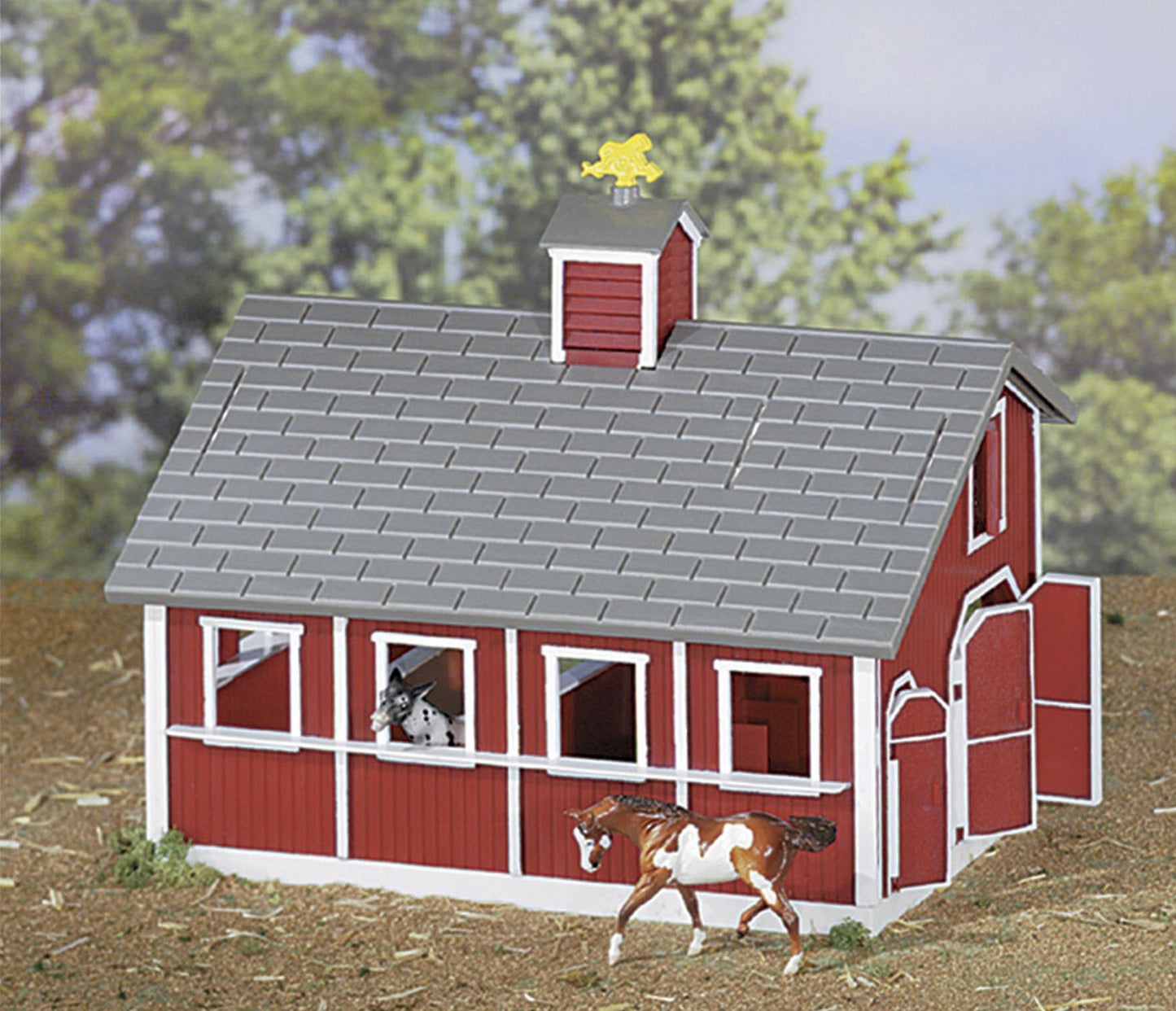 Red Stable Set w/ 2 Horses