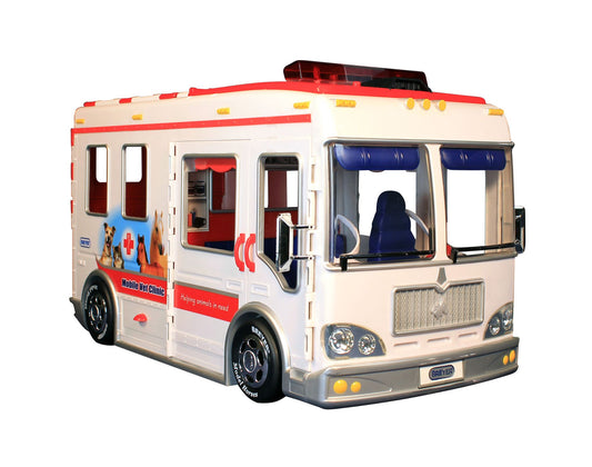 Breyer Classics Mobile Vet Clinic with Lights & Sound