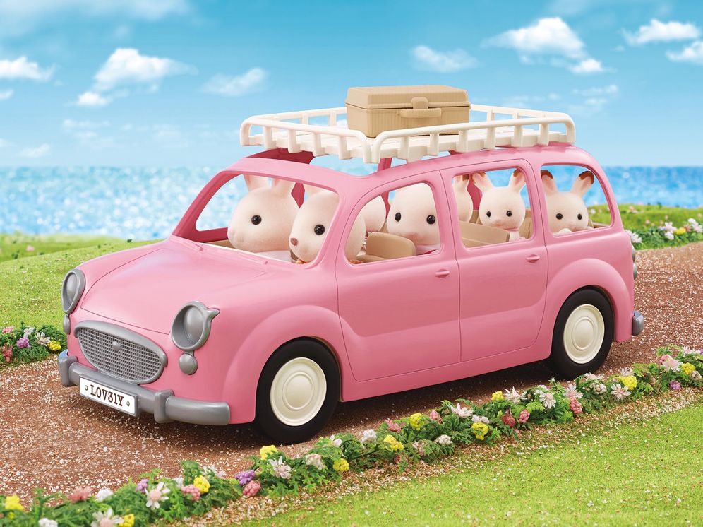 Calico Critters Family Picnic Van, Toy Vehicle for Dolls with Picnic Accessories