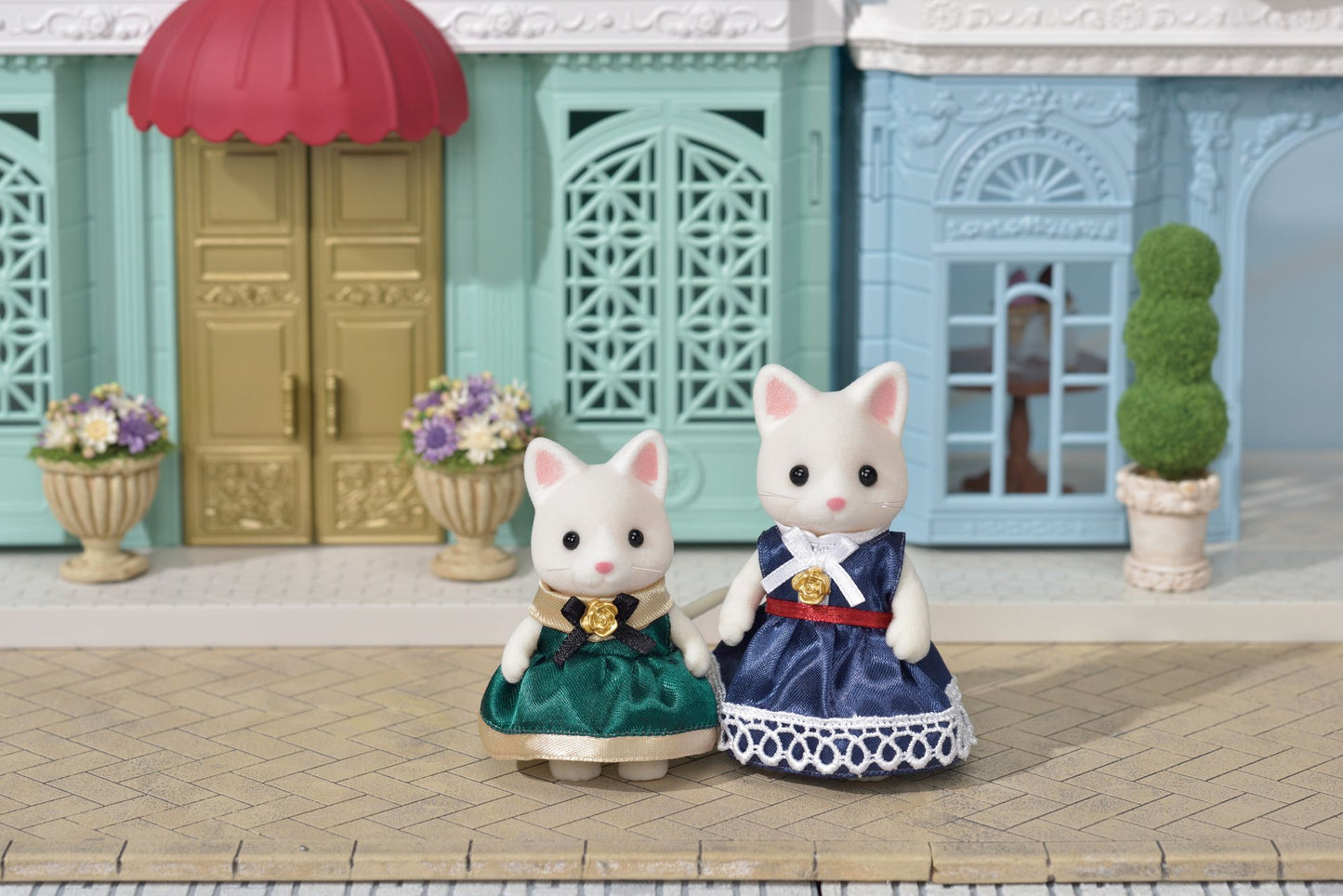 Calico Critters Dress up Set (Blue & Green)