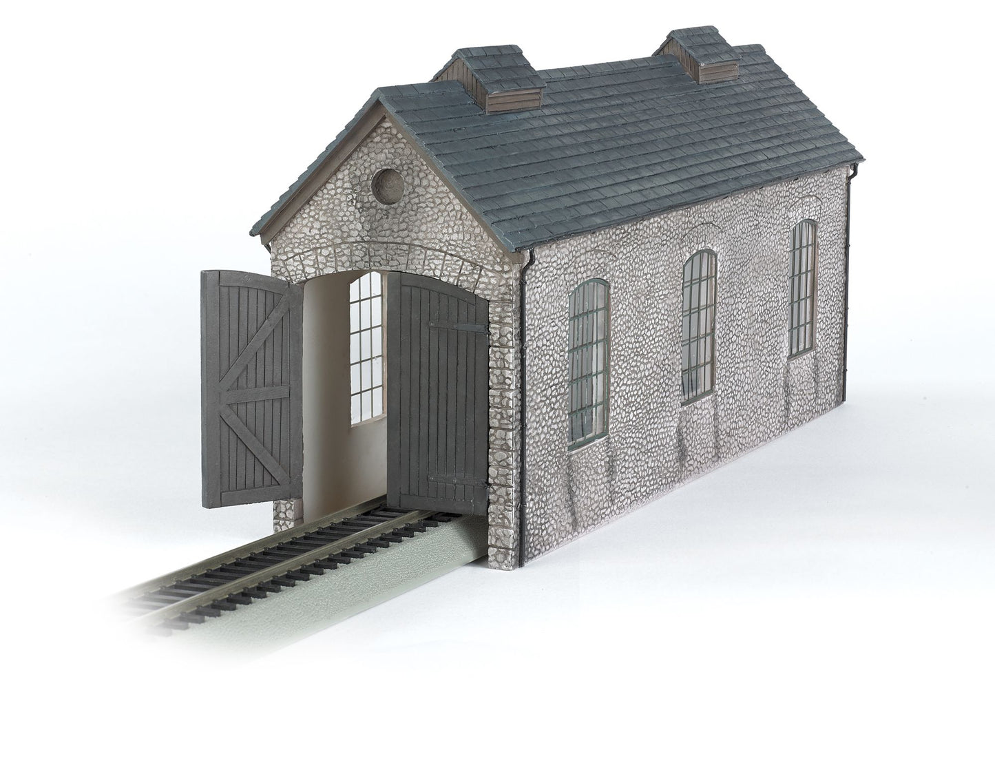 Bachmann Trains Thomas & Friends Engine Shed Resin Building Scenery Item- HO Scale