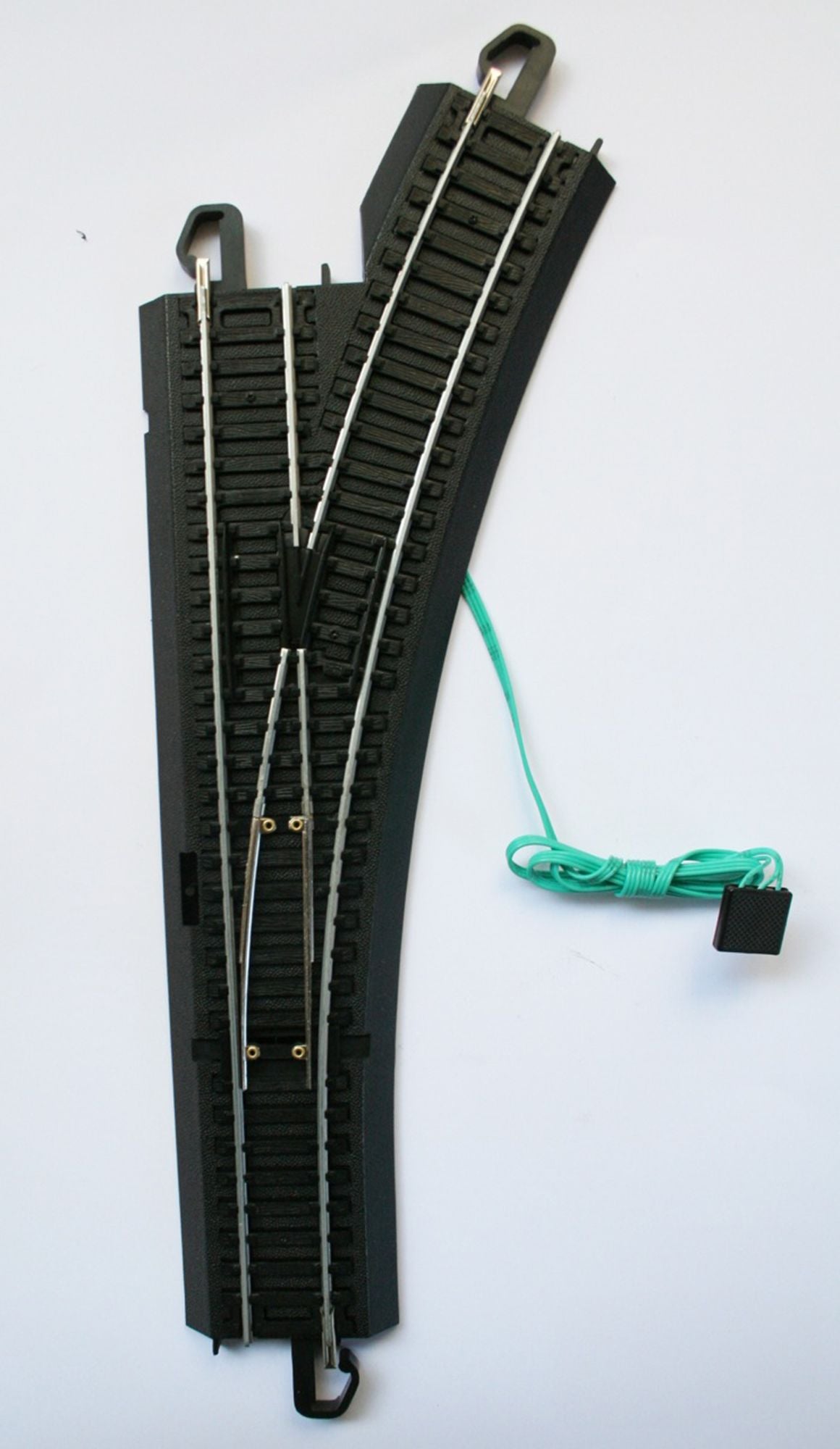 Bachmann Trains Remote Turnout - Right (1/Card) - Ho Scale
