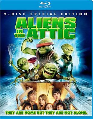 Aliens in the Attic [Blu-ray]