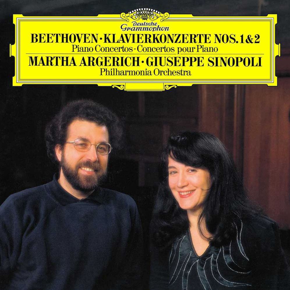 Piano Concertos Nos 1 & 2 (Beethoven / Argerich / Philharmonia Orch / Simopol)