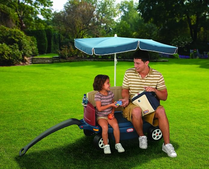 Deluxe Ride and Relax Wagon with Umbrella and Cooler