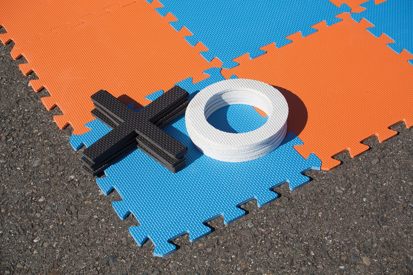 Toysmith Giant Tic-Tac-Toe Foam Mat
