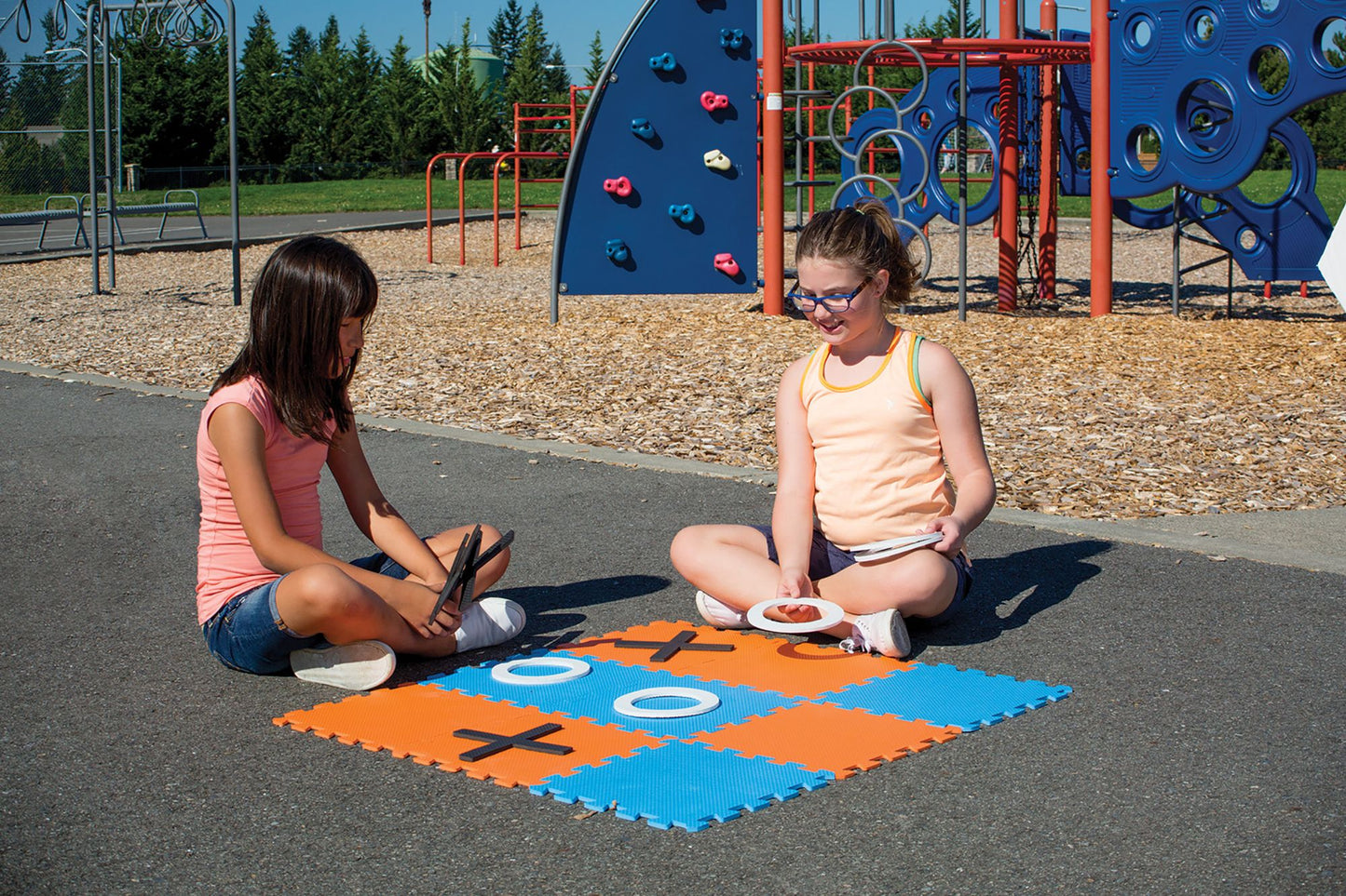 Toysmith Giant Tic-Tac-Toe Foam Mat