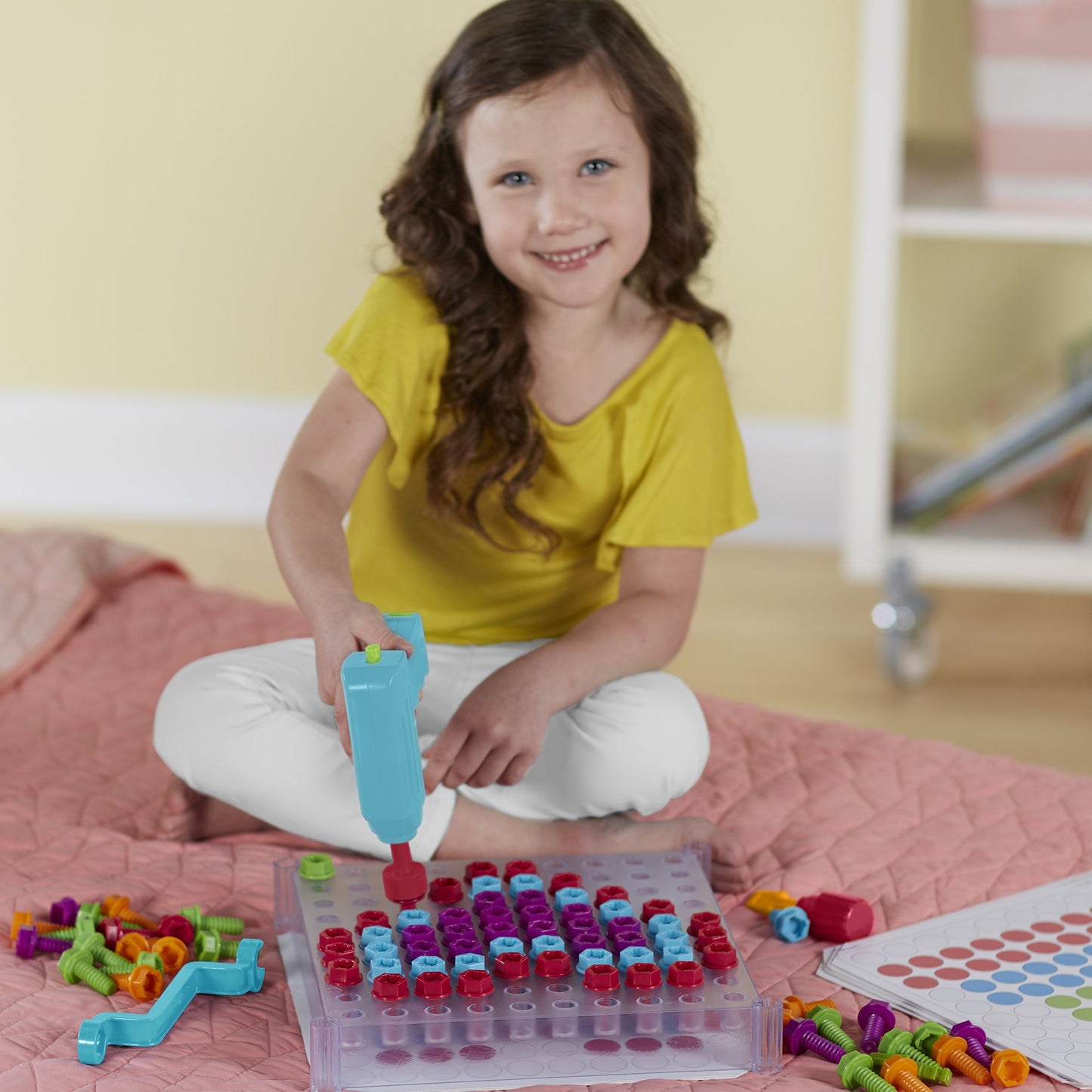 Educational Insights Design 'n Drill See-Through Activity Center
