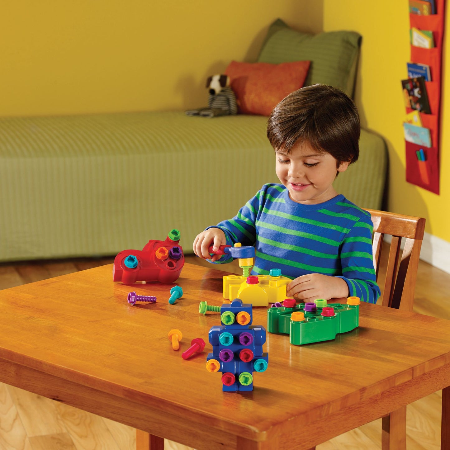 Educational Insights 4119 Design & Drill Socket To Me