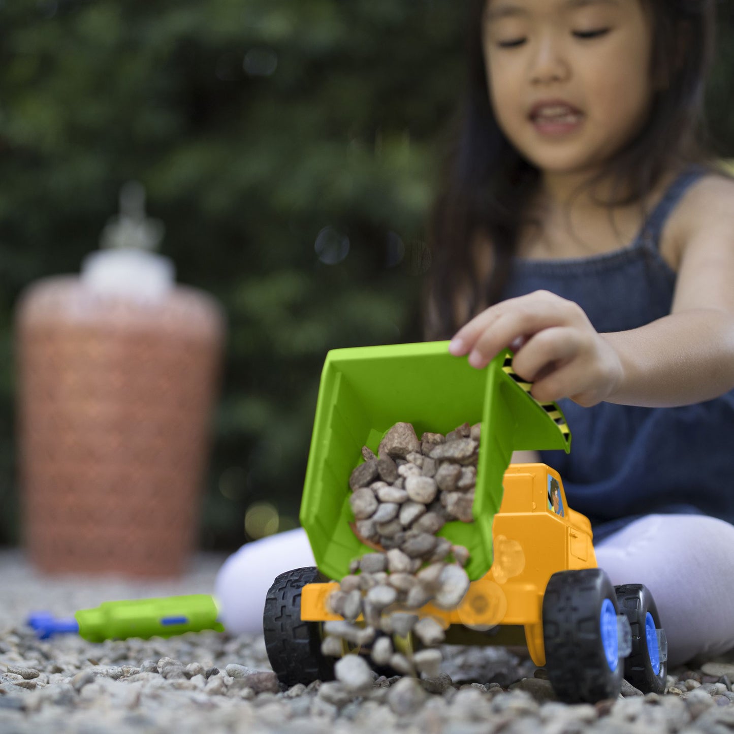 Educational Insights Design 'n Drill Power Play Vehicles Dump Truck
