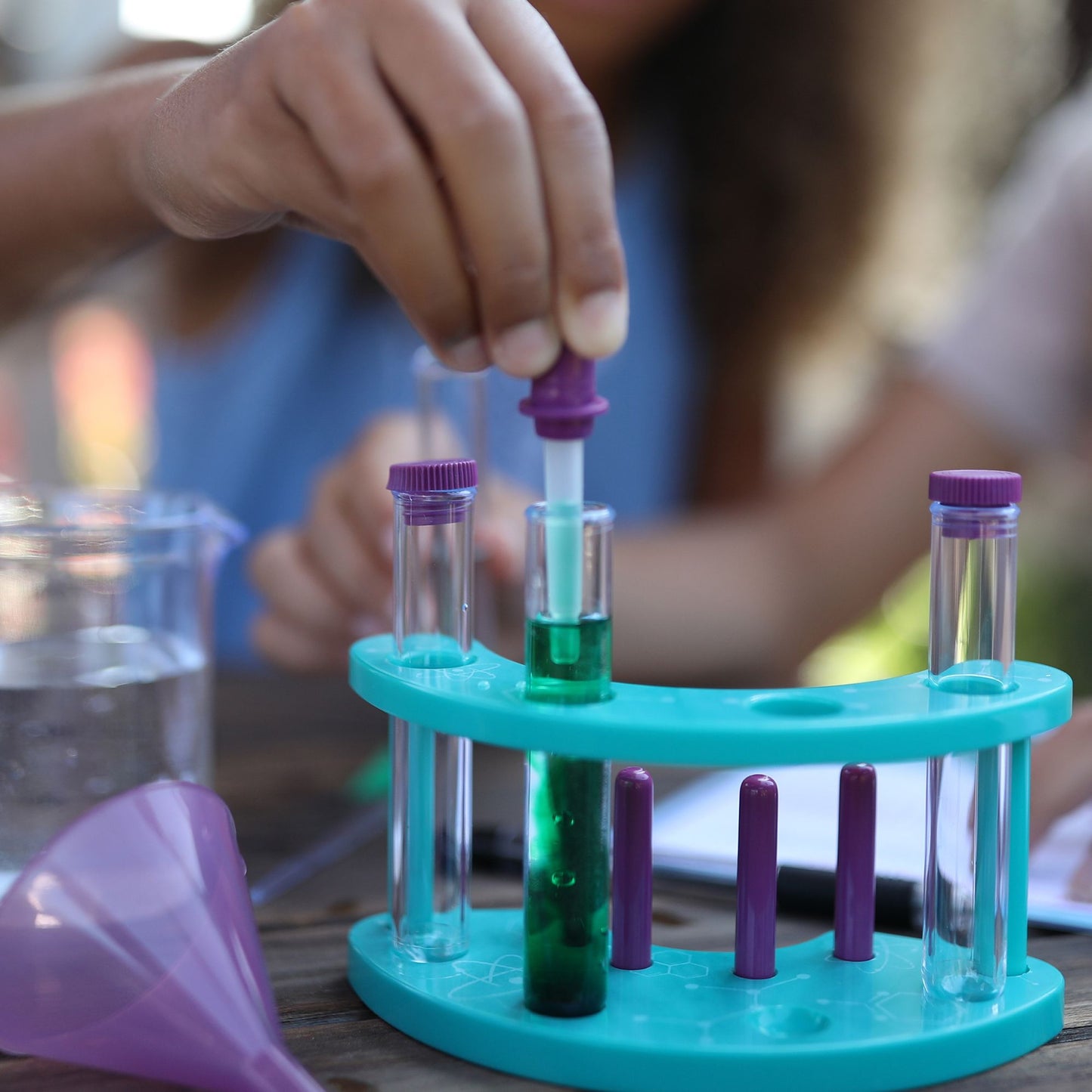 Educational Insights 5356 Nancy Bs Science Club Stir-It-Up Chemistry Lab & Kitchen Experiments Journal