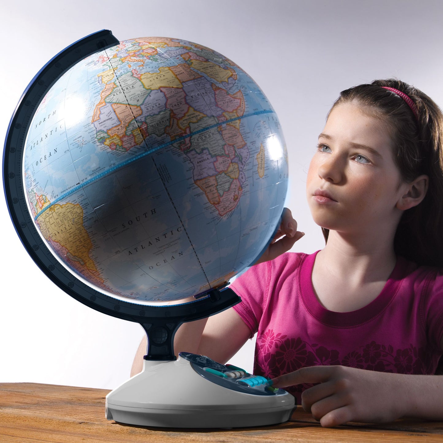 GeoSafari Talking Globe