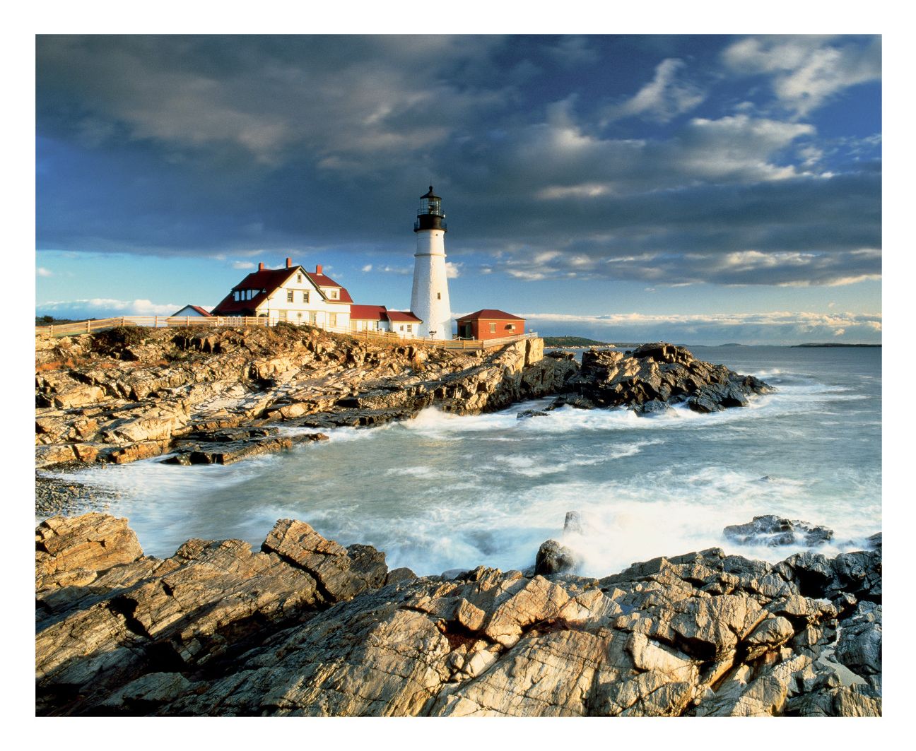 Portland Head Lighthouse 1000 Piece Puzzle