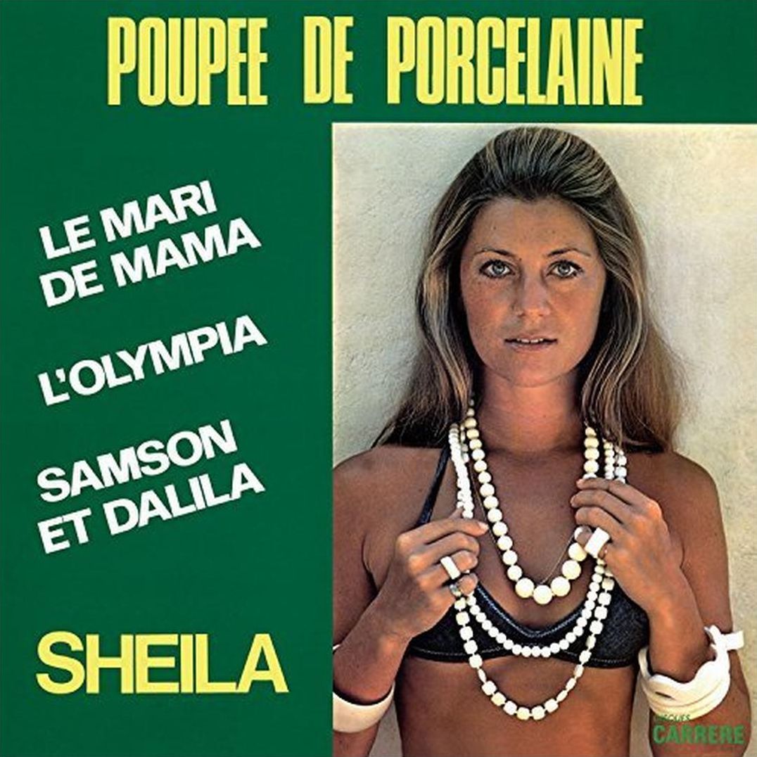 Poupée De Porcelaine