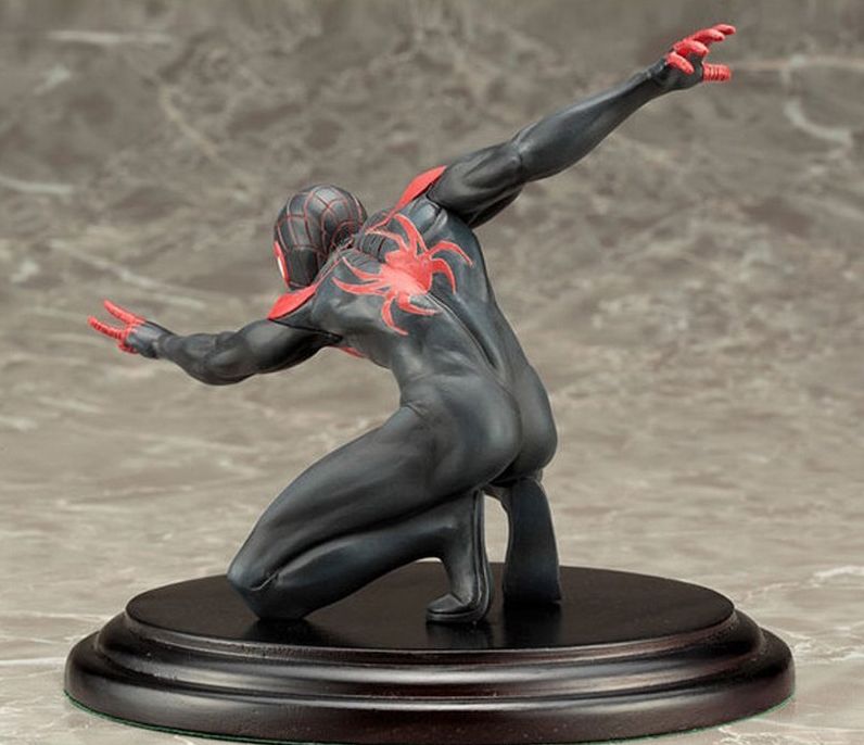 Ultimate Spider-Man ArtFX+ Statue