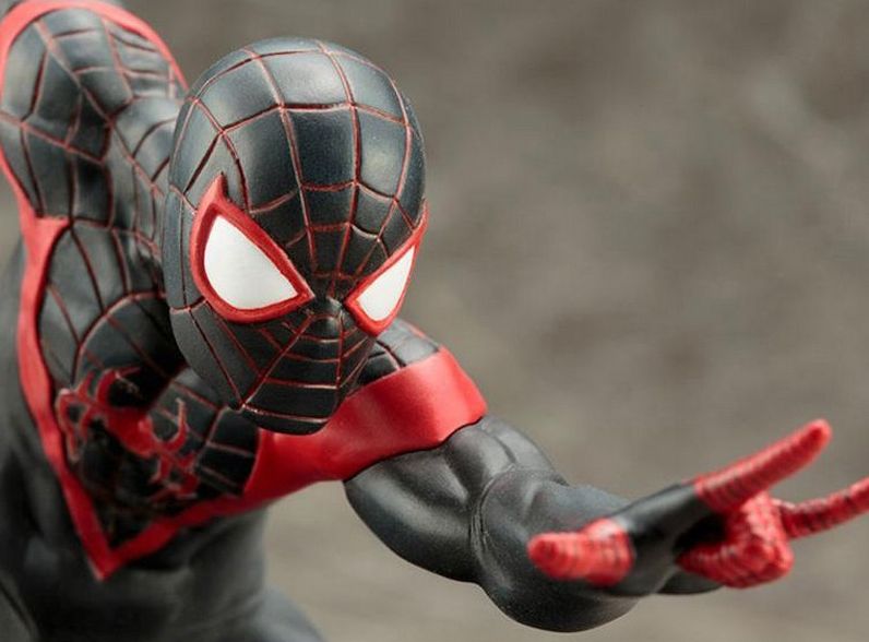 Ultimate Spider-Man ArtFX+ Statue