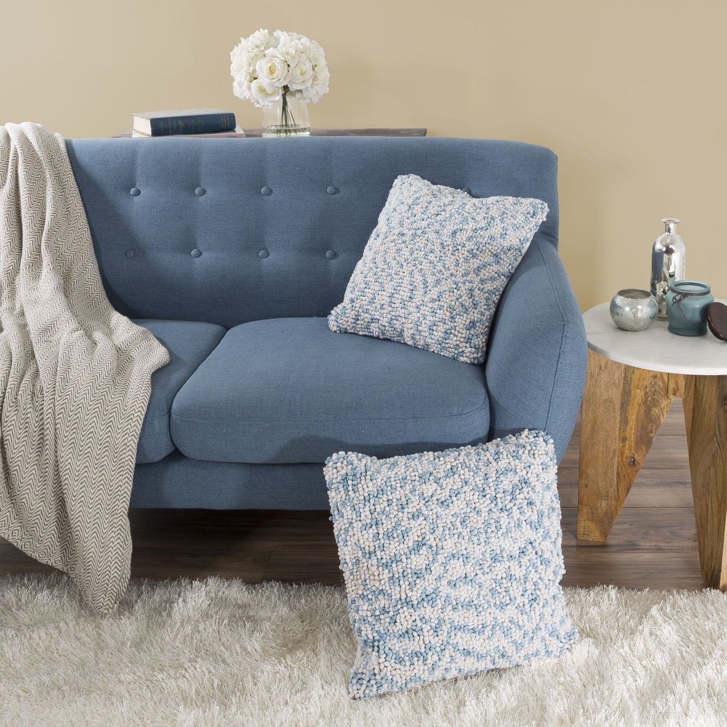 Modern Textured Decorative Throw Pillow and Insert- Home Decor Ombre Loop Accent Pillow with Invisible Zipper, 18 Inch by Lavish Home Color: Ivory Blue