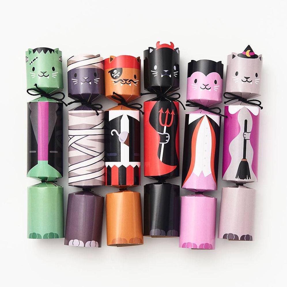 Dressed Up Cat Crackers S/6