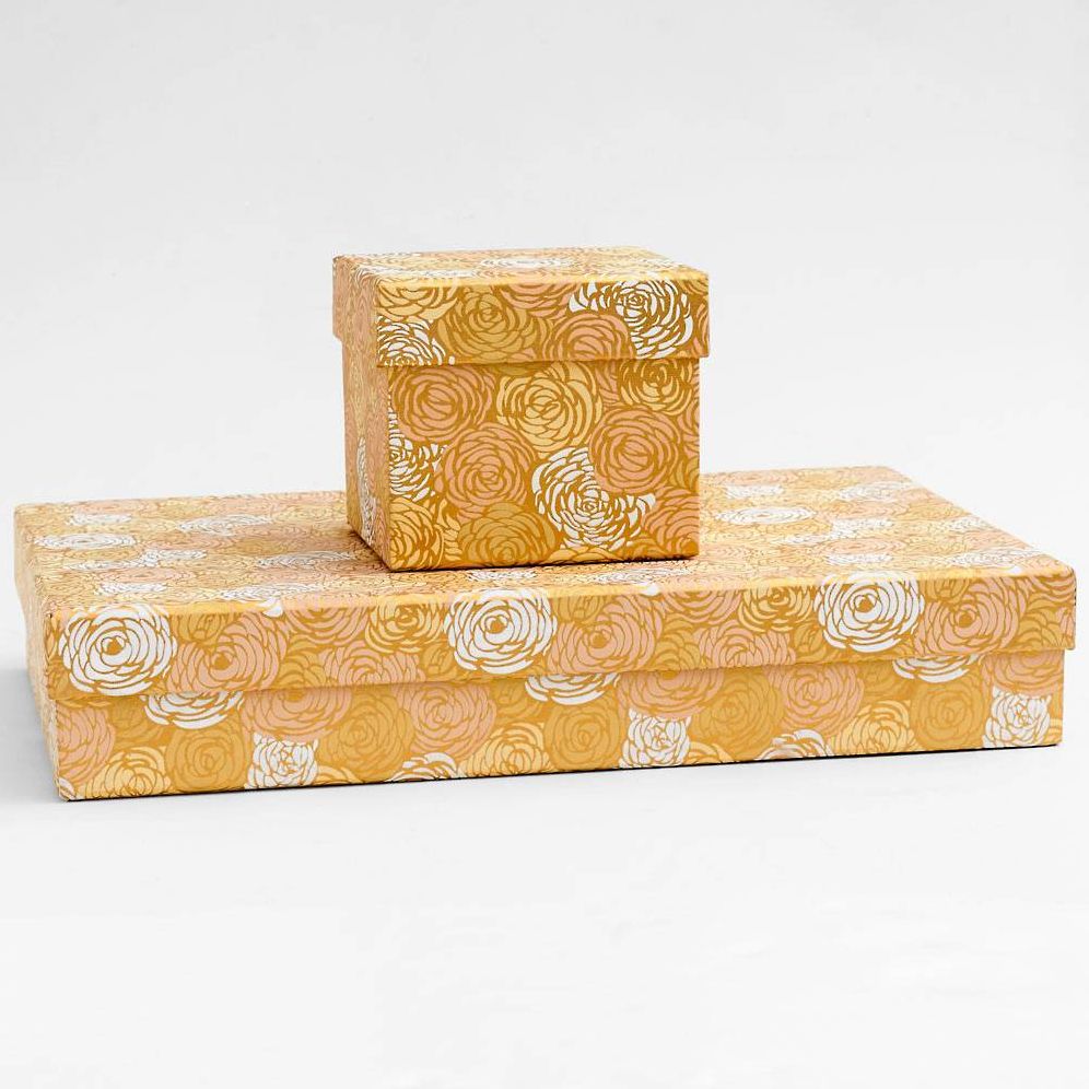 Medium Gold Roses Gift Box