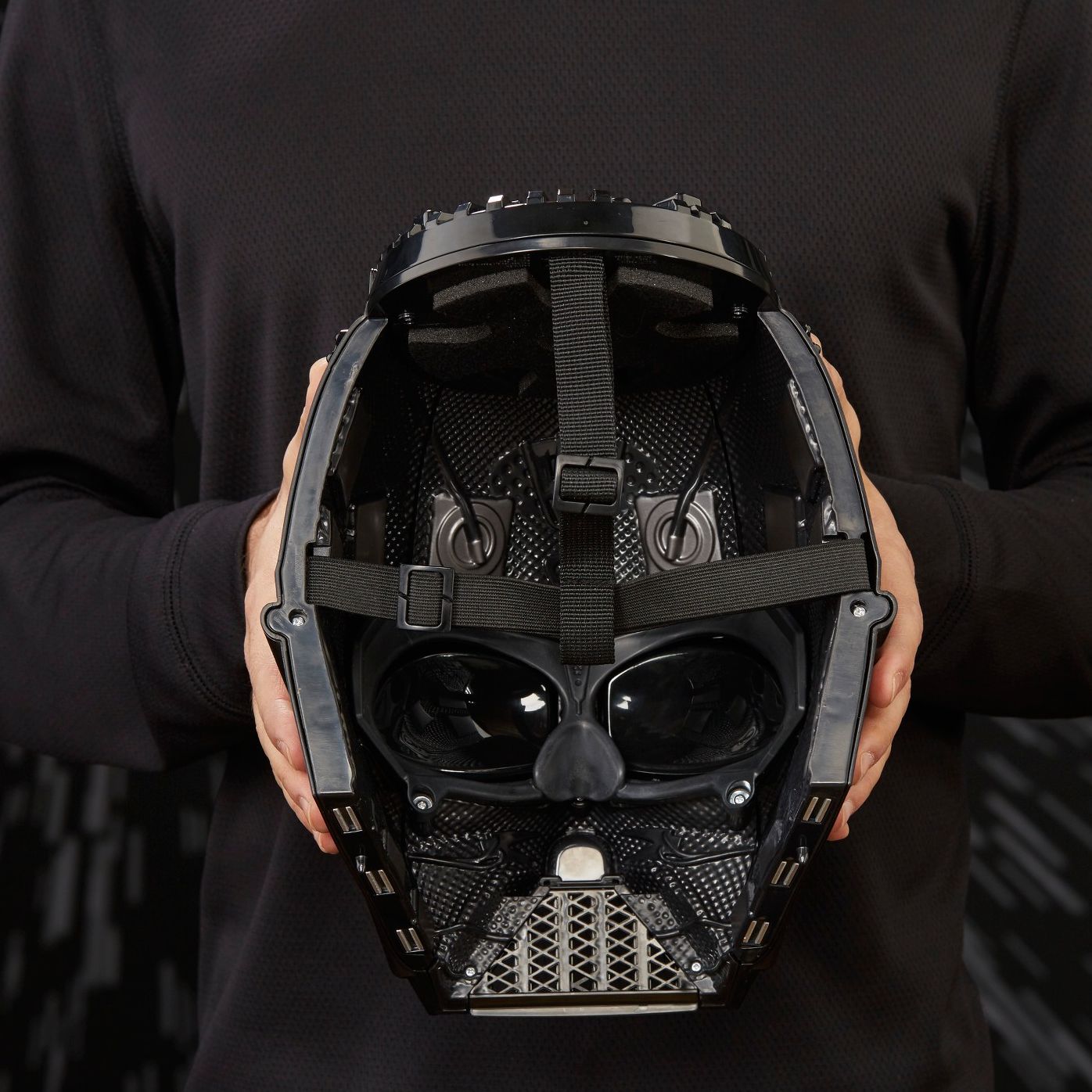 SW S2 BL BLACK SERIES HELMET