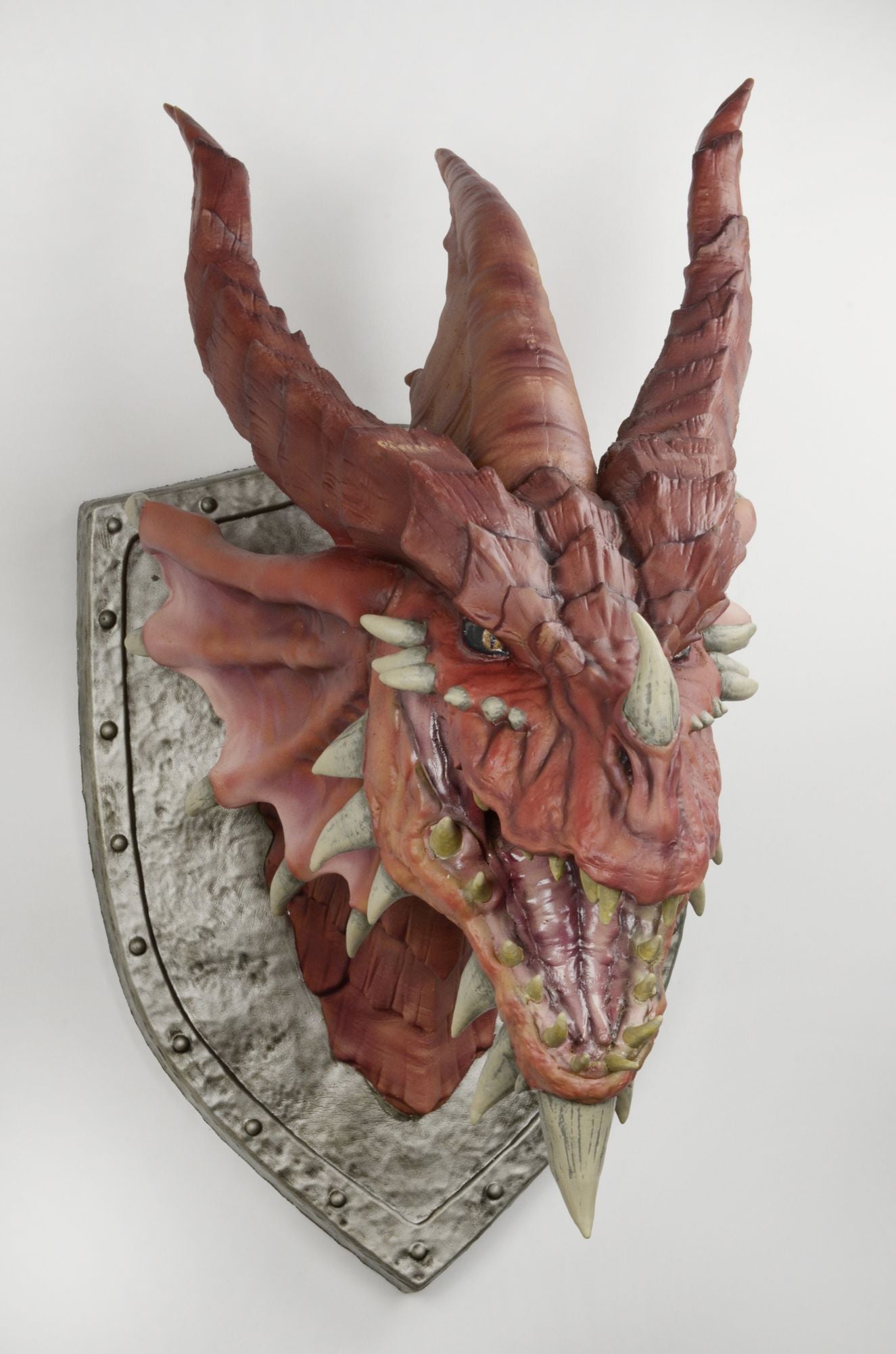 WizKids Dungeons & Dragons: Red Dragon Trophy Wall Plaque