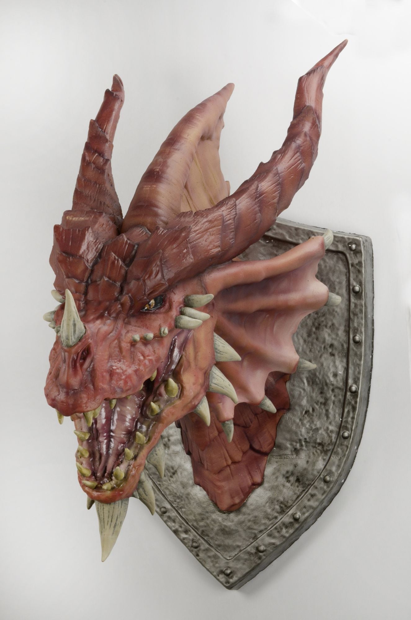 WizKids Dungeons & Dragons: Red Dragon Trophy Wall Plaque