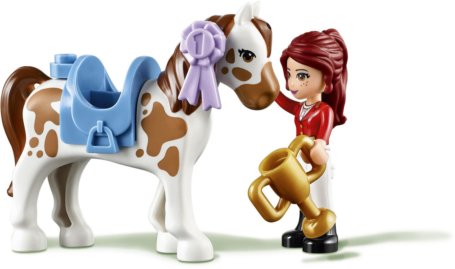 41126 LEGO LEGO Friends Heartlake Riding Club