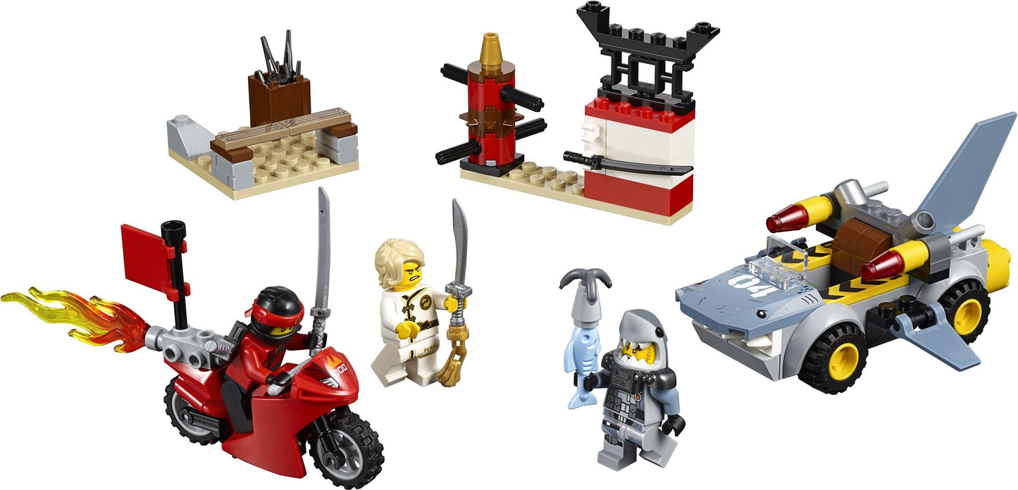 LEGO Juniors 10739 Shark Attack