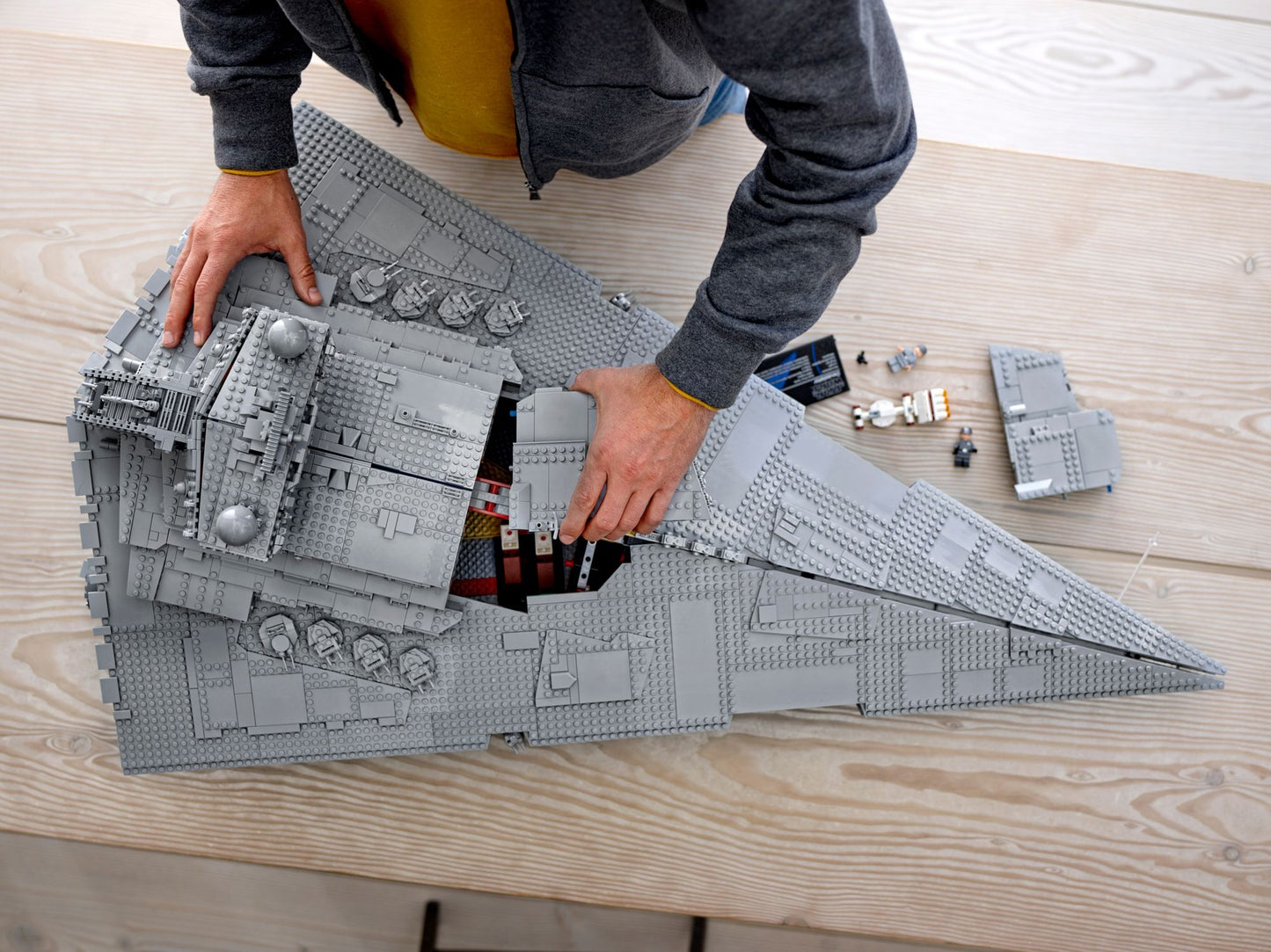 LEGO Star Wars Imperial Star Destroyer 75252 (LEGO Hard to Find)
