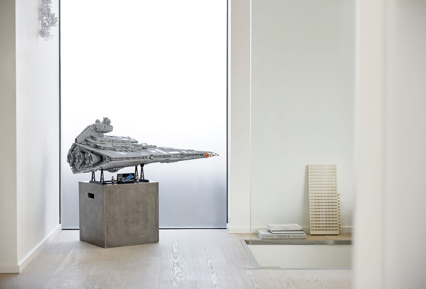 LEGO Star Wars Imperial Star Destroyer 75252 (LEGO Hard to Find)