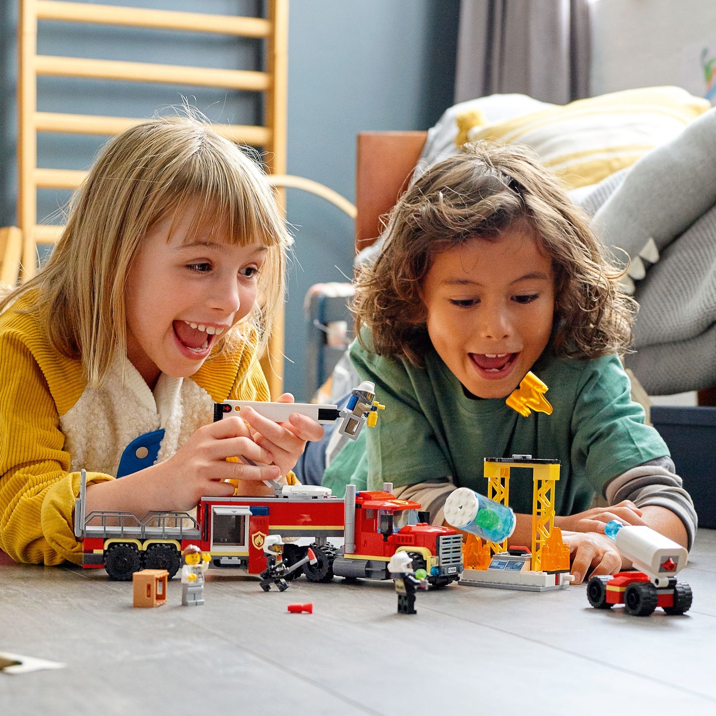 LEGO® City Fire Command Unit 60282