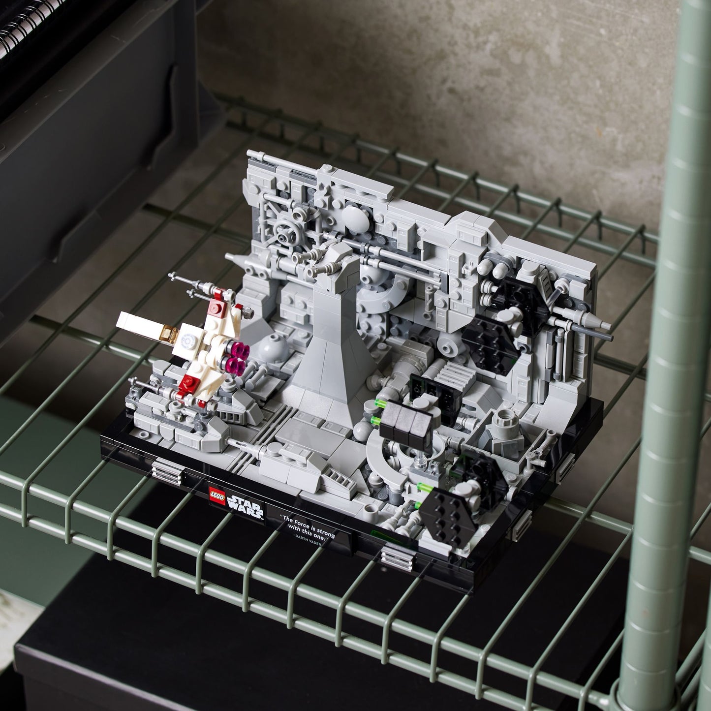 LEGO Star Wars Death Star Trench Run Diorama 75329