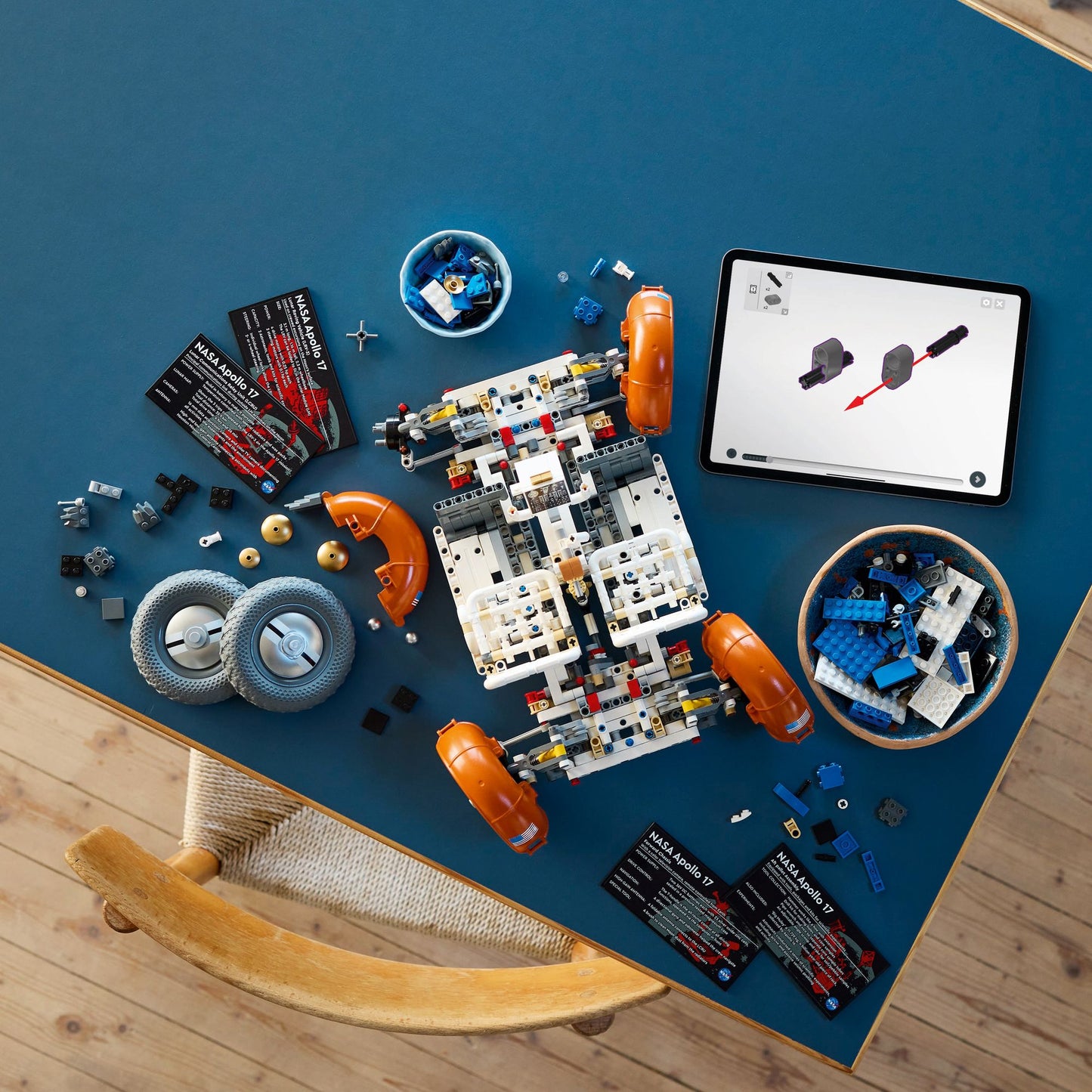 LEGO Technic NASA Apollo Lunar Roving Vehicle - LRV 42182