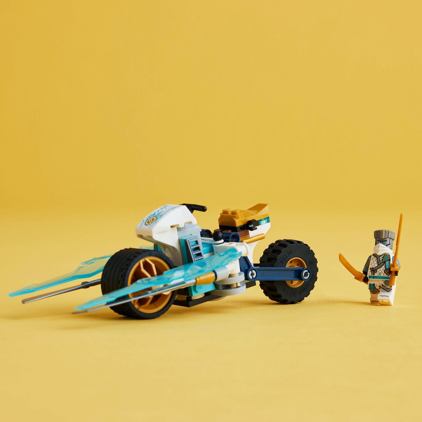 LEGO Ninjago Zane's Ice Motorcycle 71816