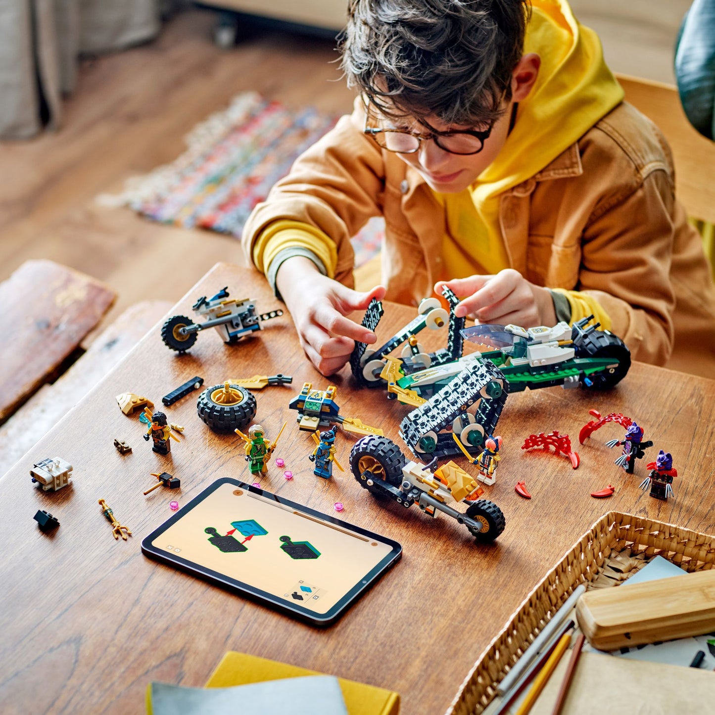 LEGO Ninjago Ninja Team Combo Vehicle 71820