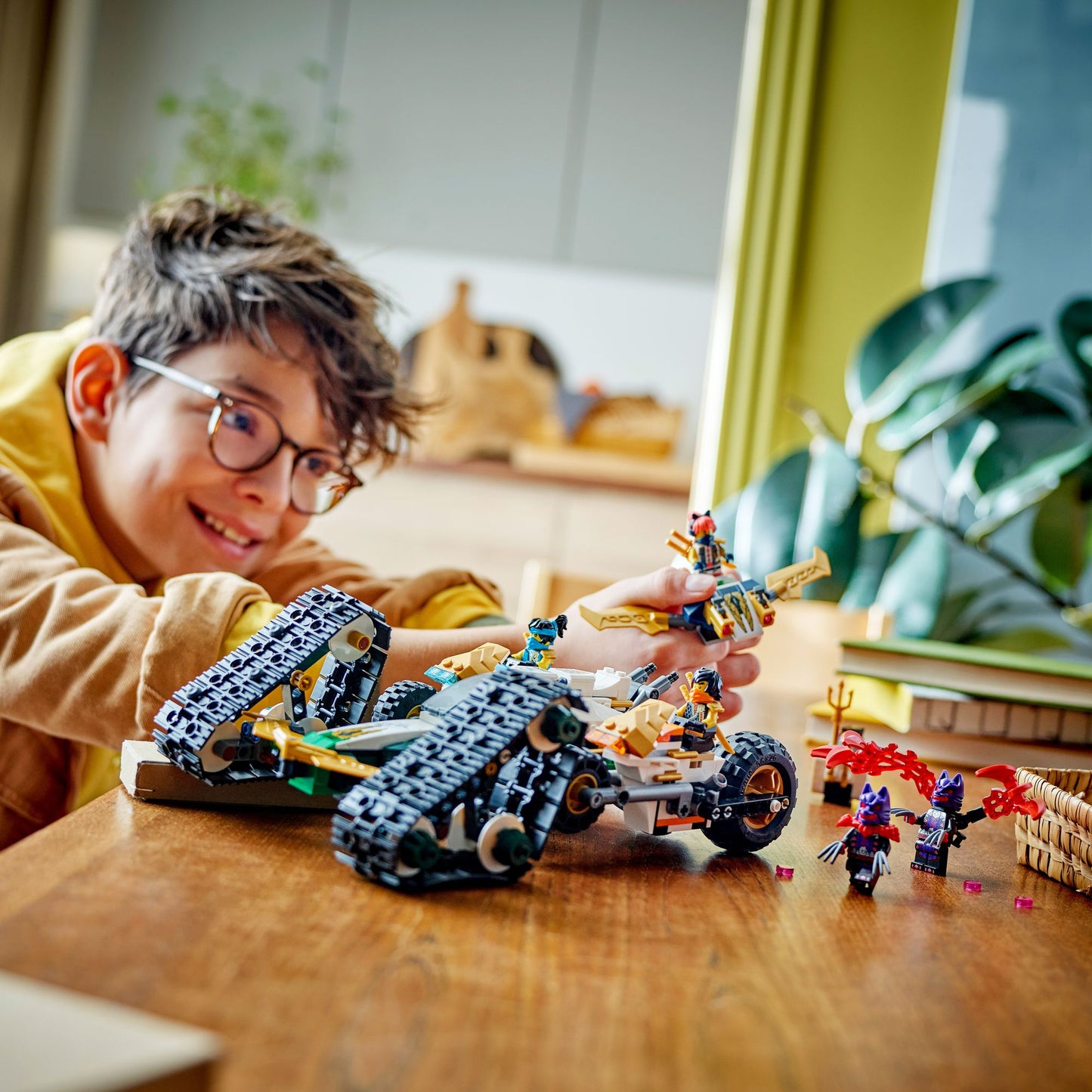 LEGO Ninjago Ninja Team Combo Vehicle 71820