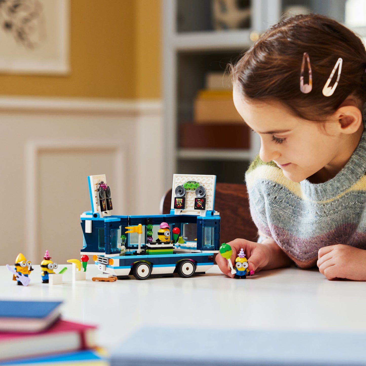 LEGO Despicable Me Minions' Music Party Bus 75581