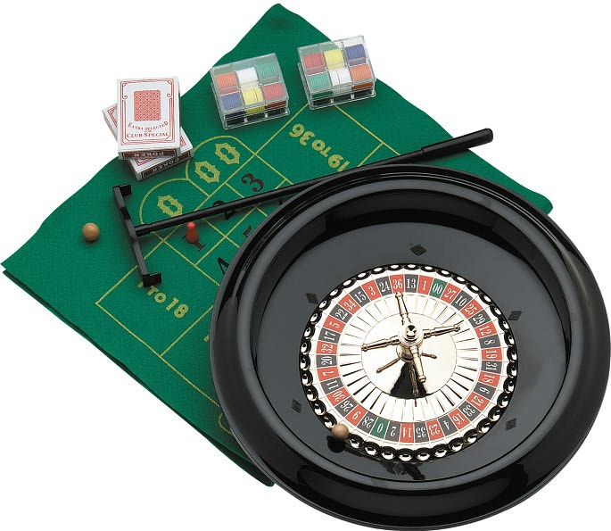 Roulette and Blackjack 16 Inch Set