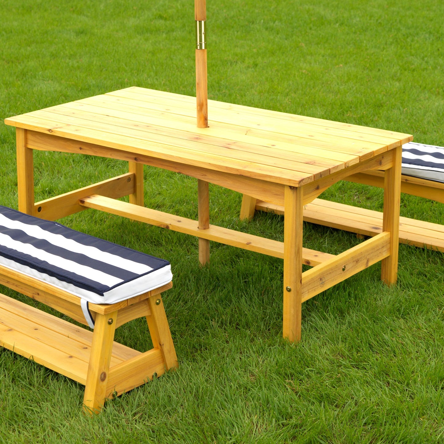 Kidkraft Outdoor Table & Bench Set w/ Cushions/Umbrella