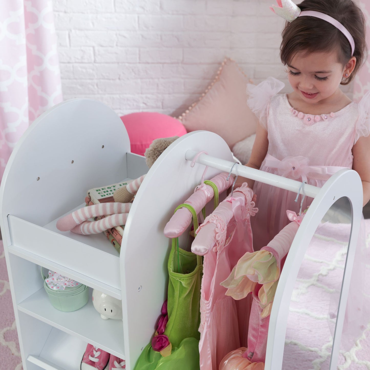 Kidkraft Kids Children Let's Play Dress Up Unit