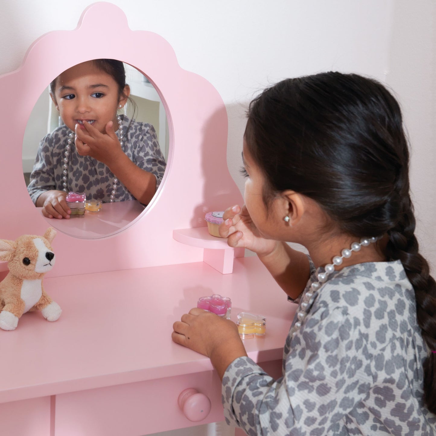 Medium Diva Vanity Table & Stool - Pink
