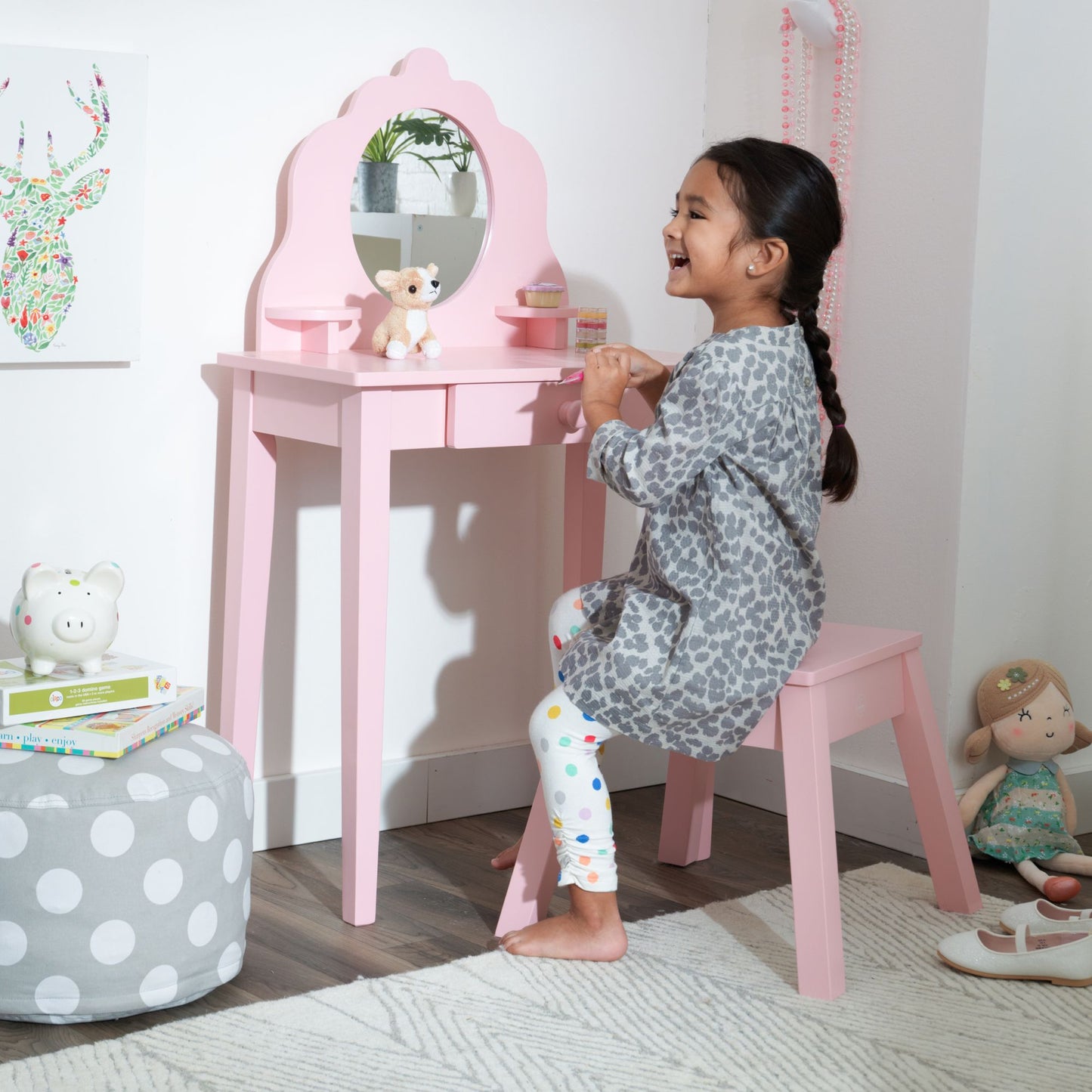 Medium Diva Vanity Table & Stool - Pink