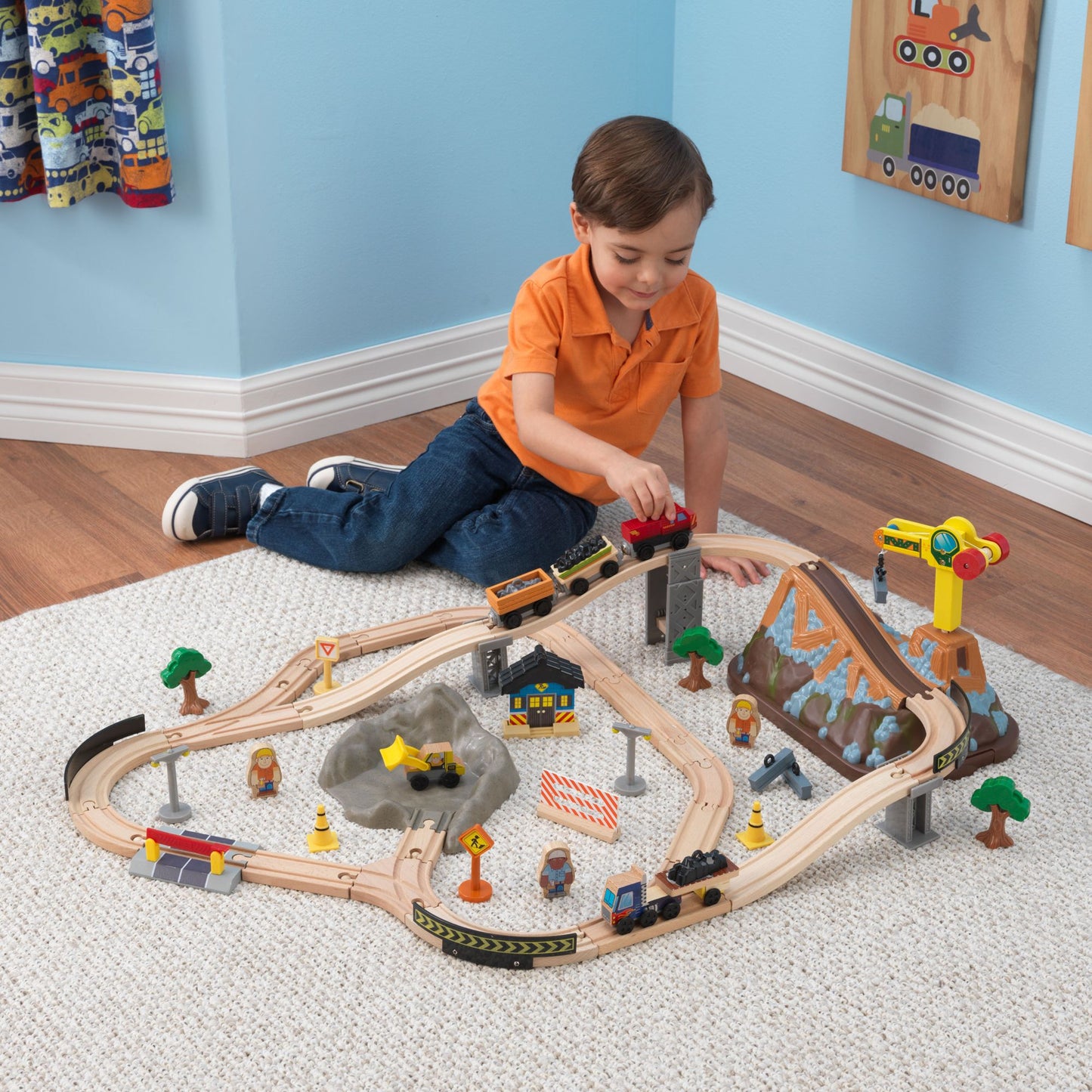 KidKraft 17805 Construction Bucket Top Train Set