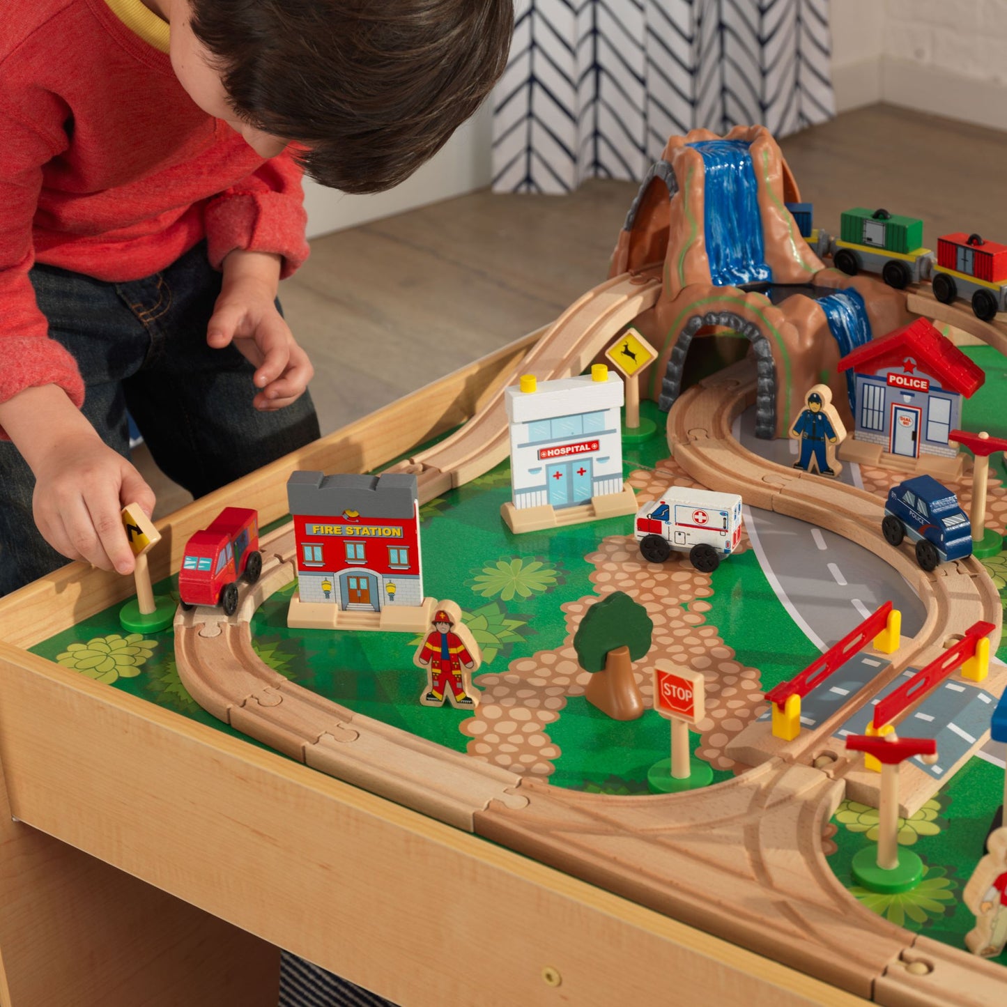 Waterfall Mountain Train Set and Table