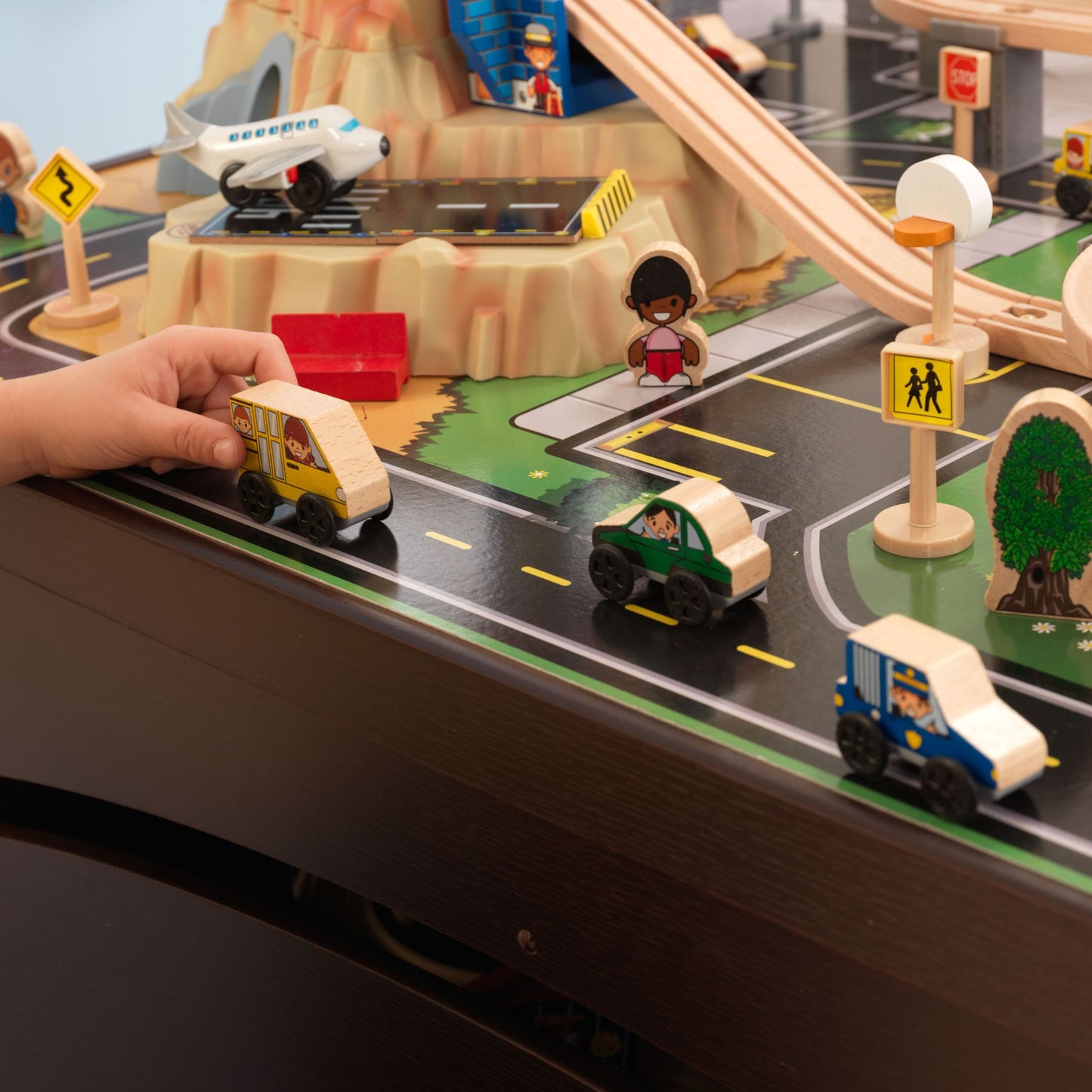 Metropolis Train Table and Set