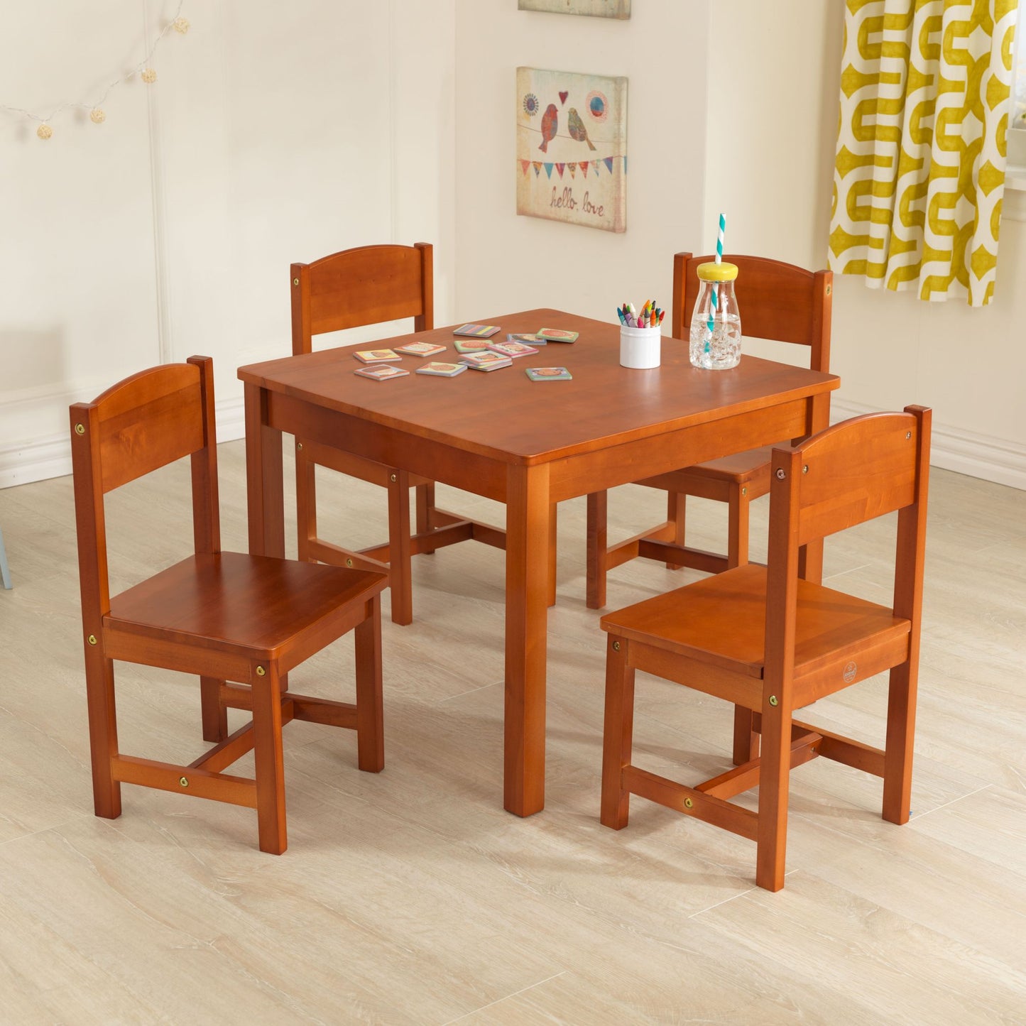 Farmhouse Table and 4 Chairs - Pecan