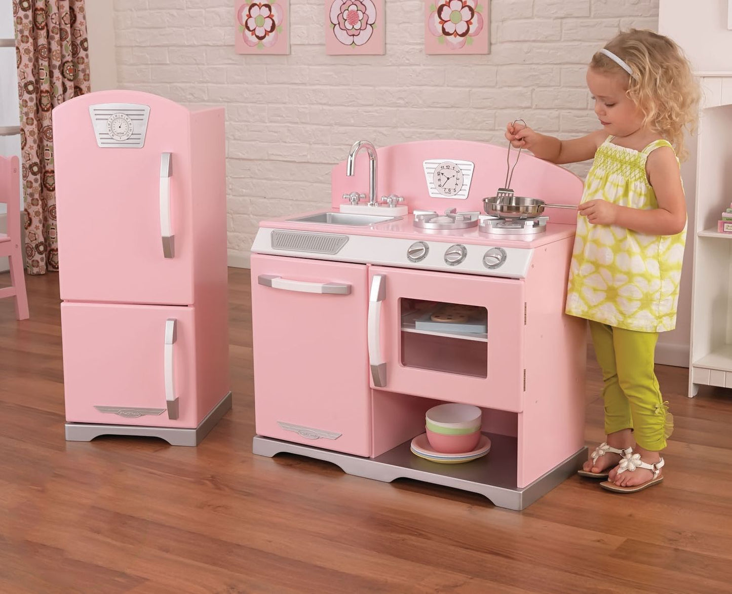 Kidkraft Pink Retro Kitchen