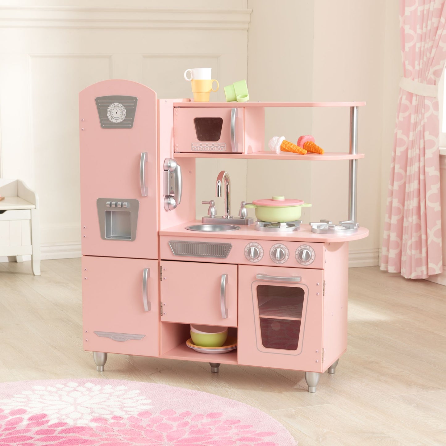 Vintage Kitchen - Pink