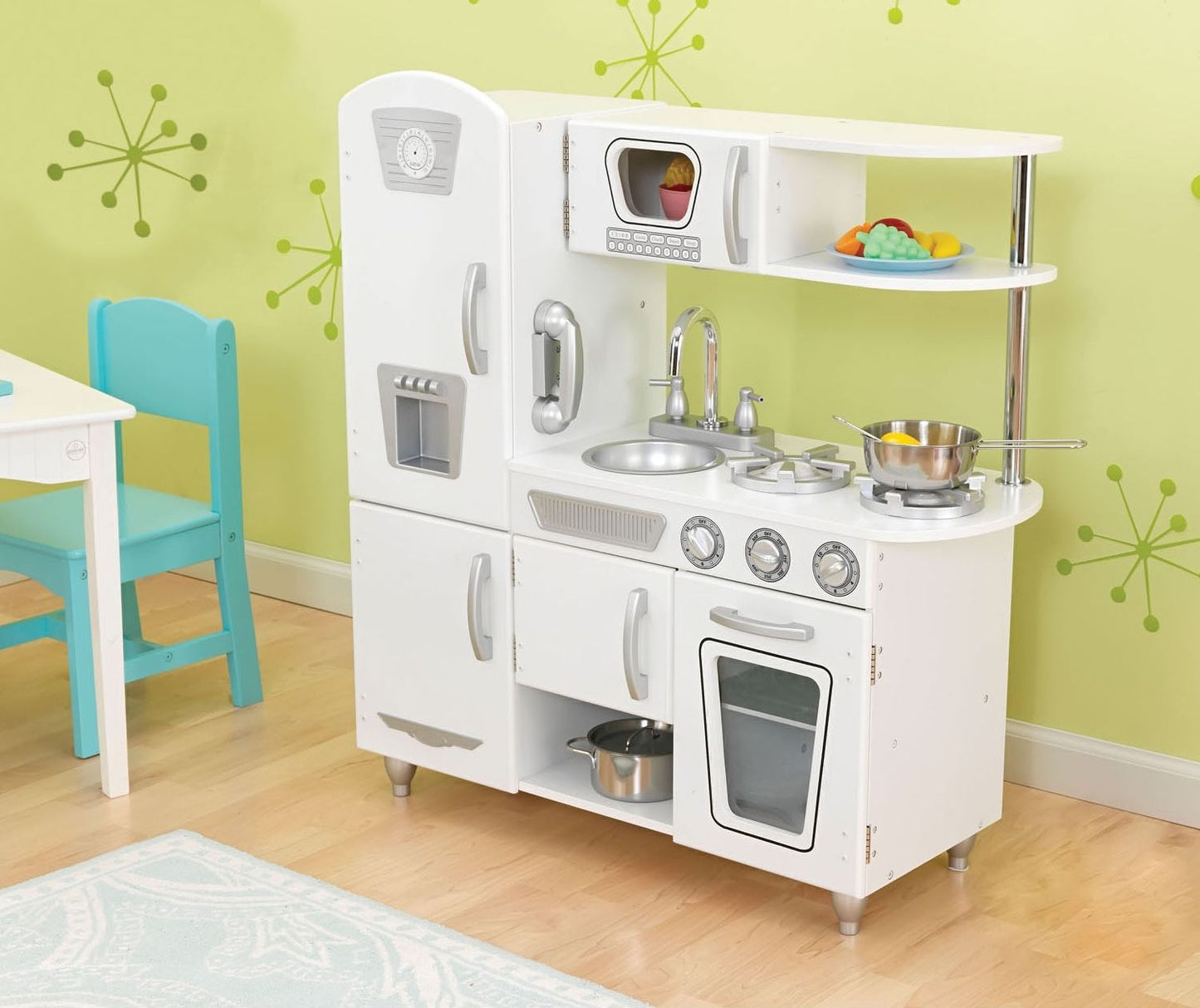 Vintage Kitchen - White